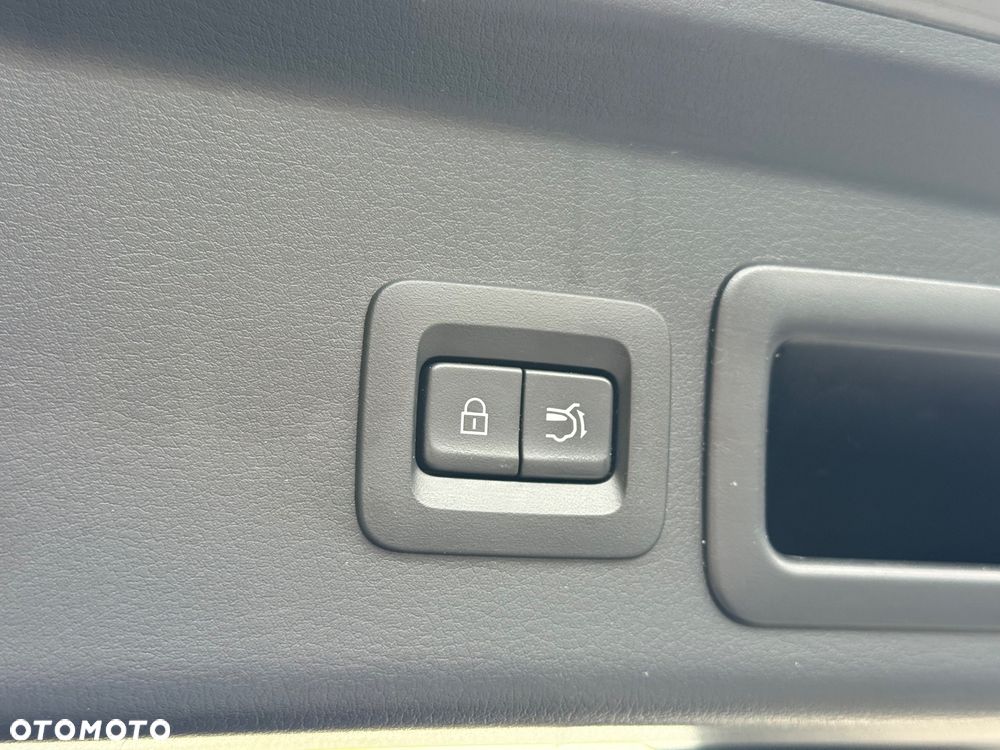 Mazda CX-30 e-SKYACTIVE G 122 EXCLUSIVE-LINE - 19