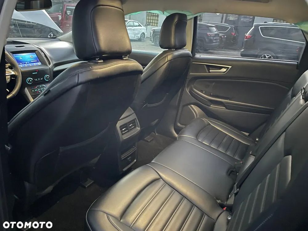Ford Edge - 11