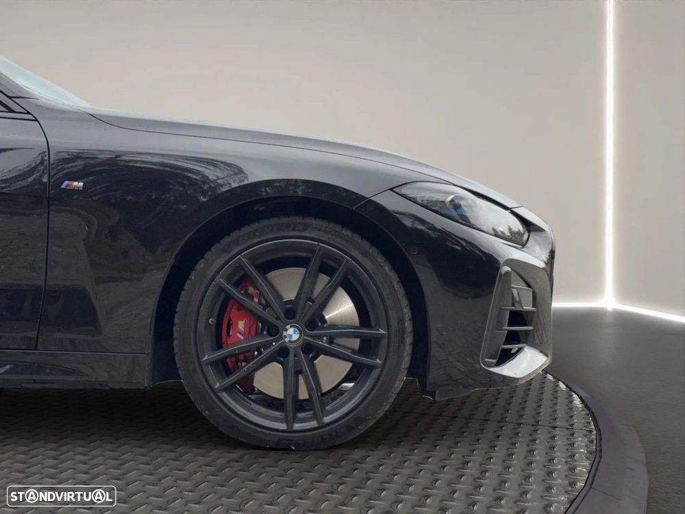 BMW M440 i xDrive Pack 50 anos M - 24
