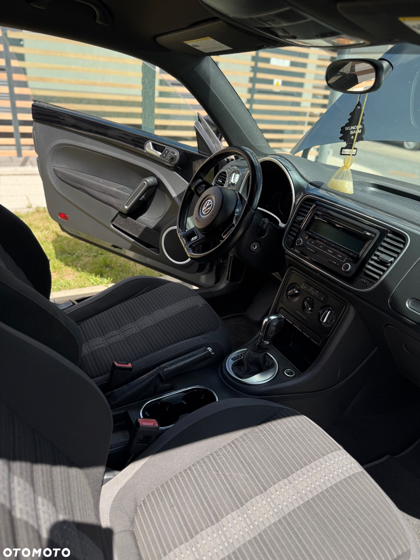 Volkswagen Beetle The 2.0 TSI DSG Sport - 21