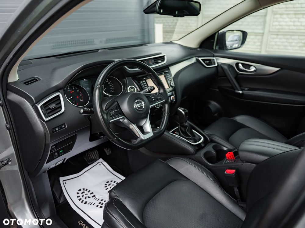 Nissan Qashqai 1.2 DIG-T N-Connecta Xtronic - 13