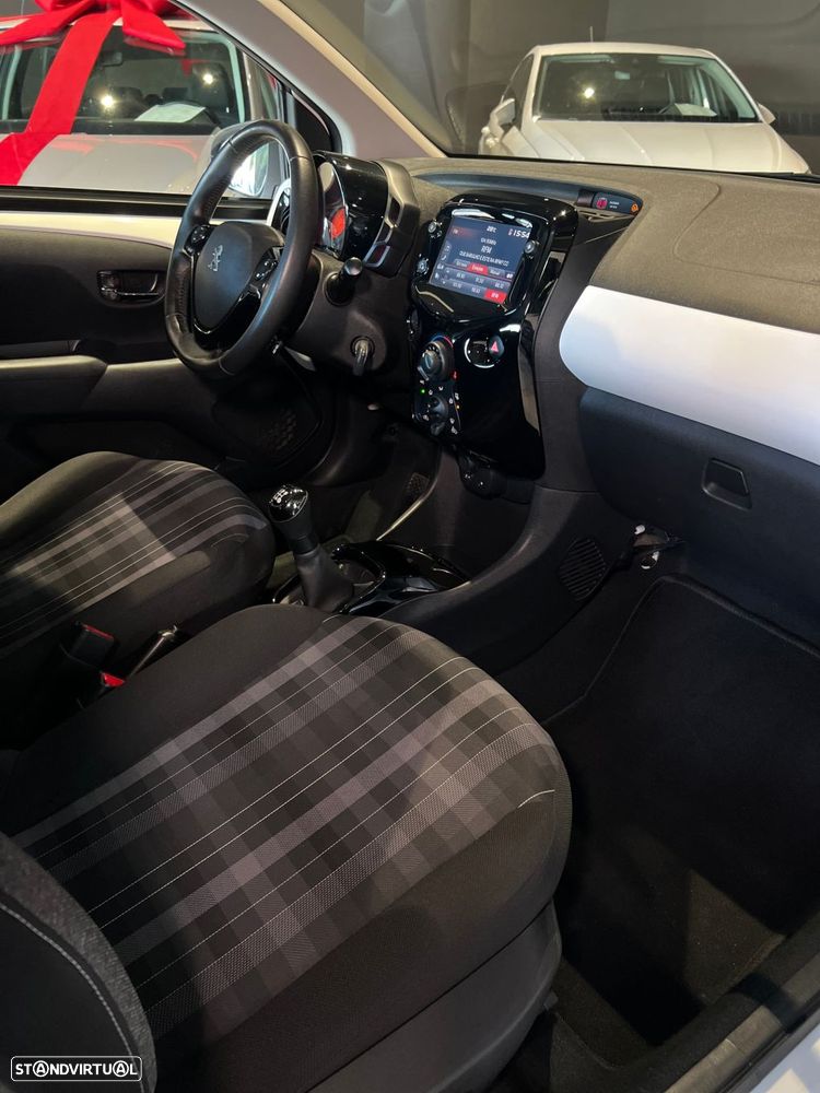 Peugeot 108 1.0 VTi Allure - 29