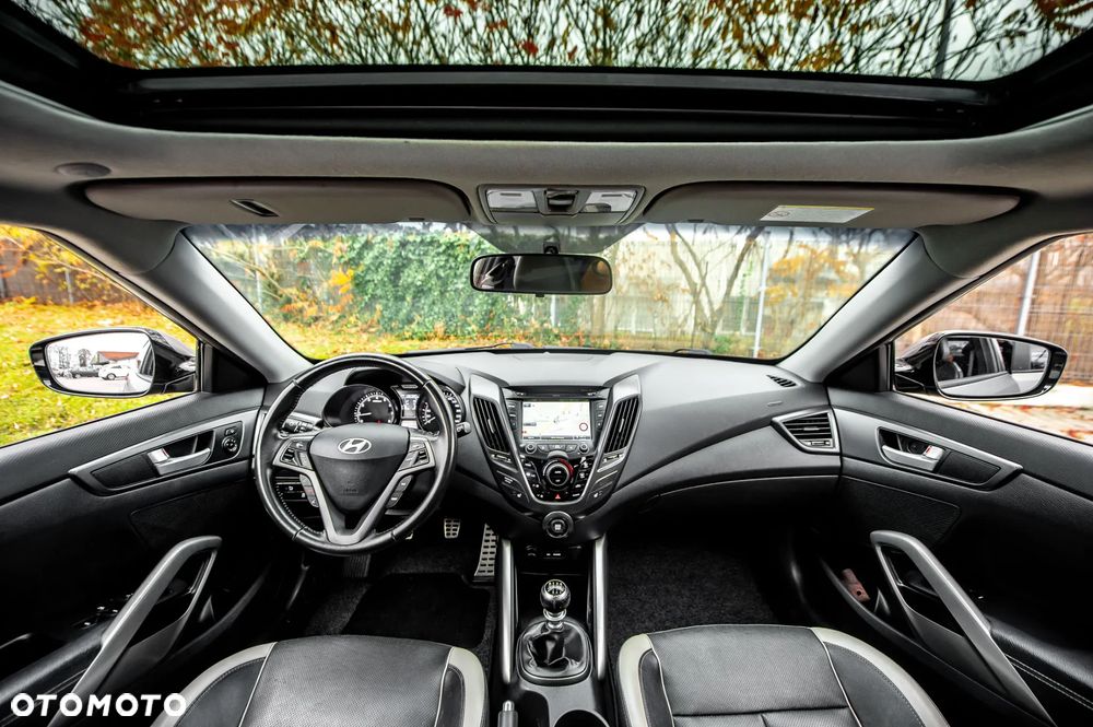 Hyundai Veloster 1.6 Turbo Premium - 18