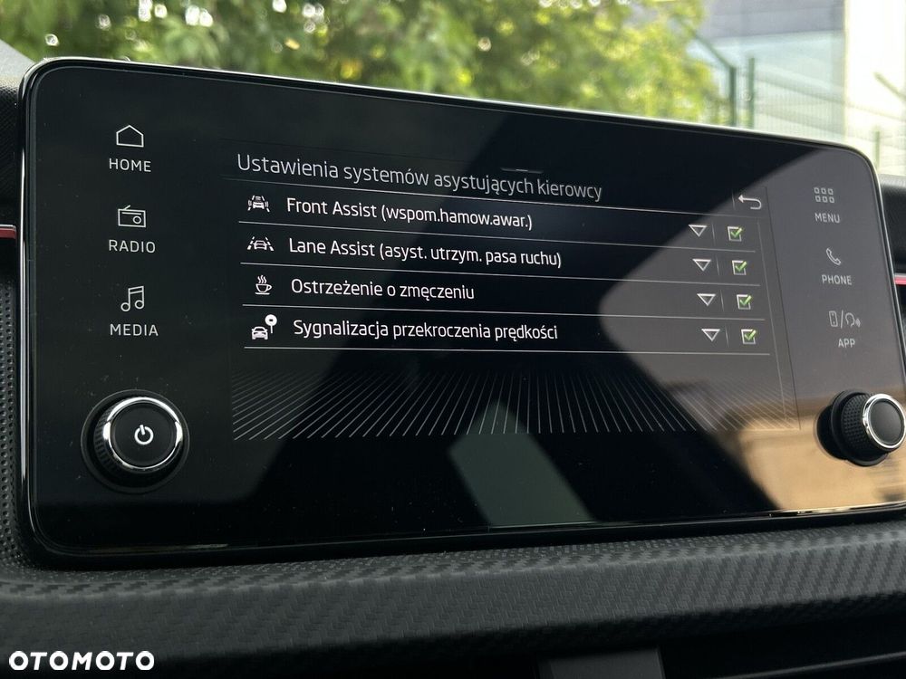 Skoda Kamiq 1.0 TSI Monte Carlo DSG - 23
