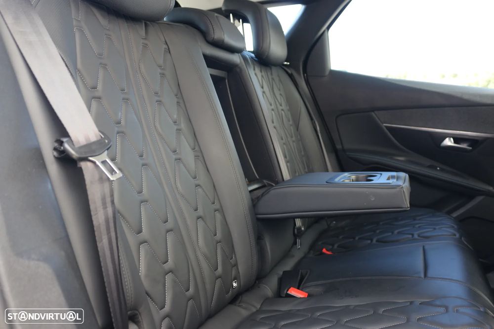 Peugeot 3008 1.6 Hybrid Allure Pack e-EAT8 - 38