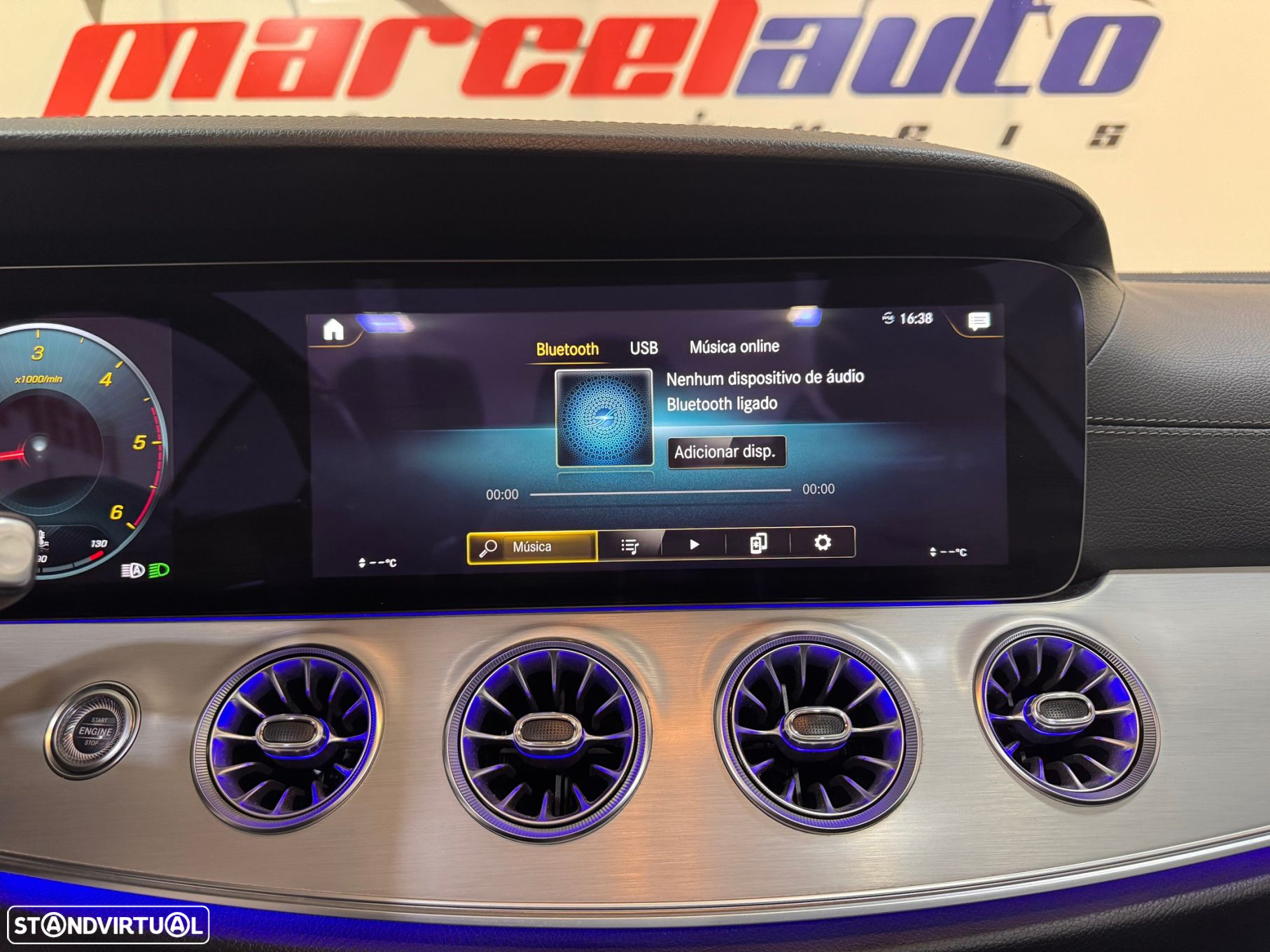 Mercedes-Benz E 220 d AMG Line - 41
