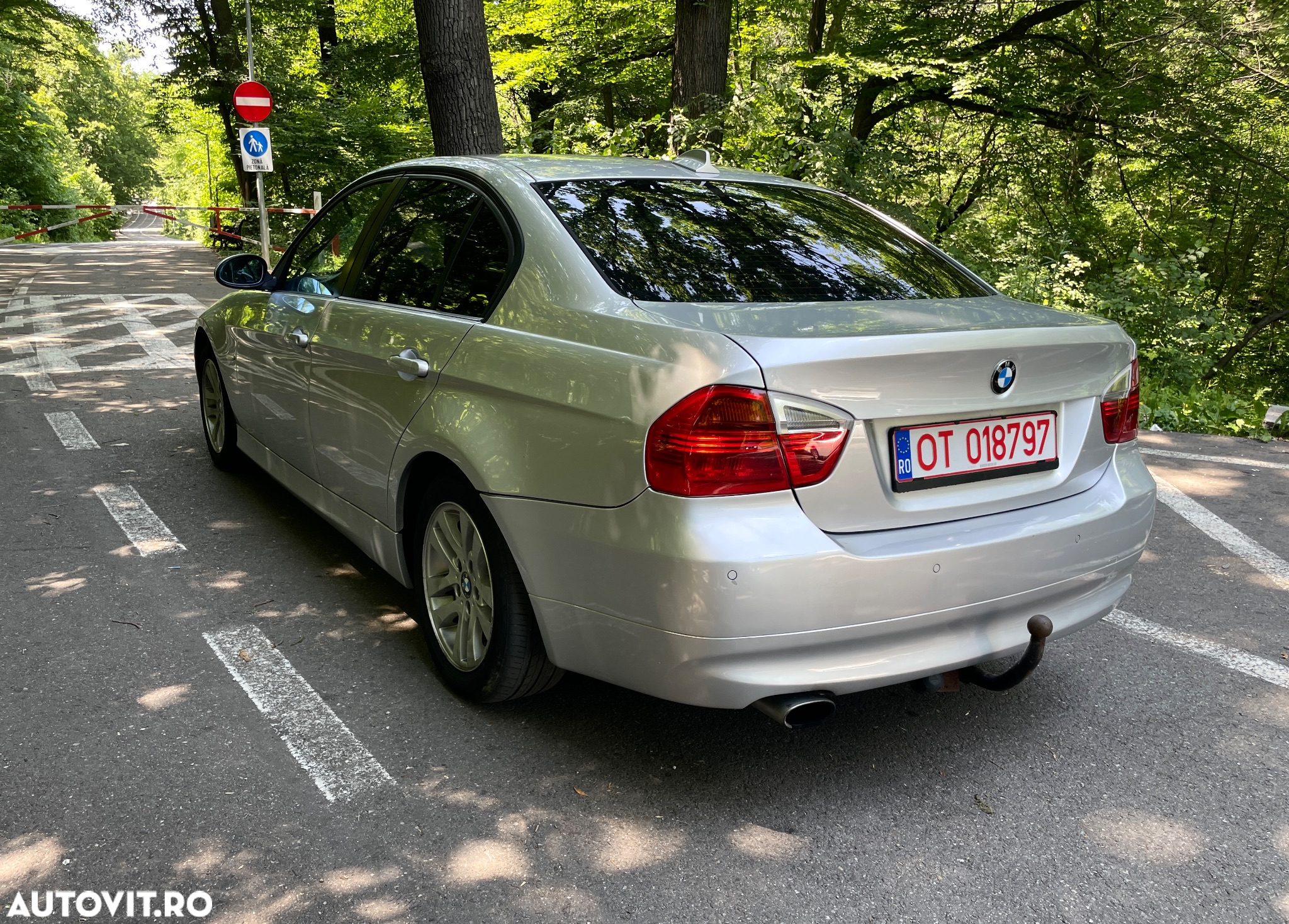 BMW Seria 3 320d - 4