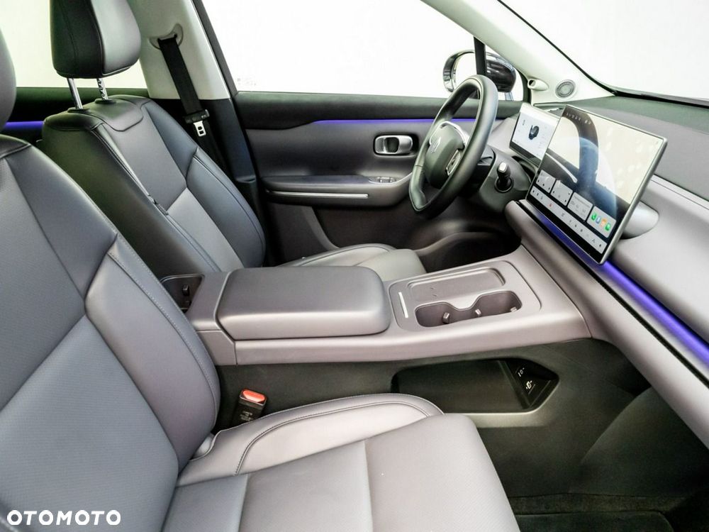 Leapmotor C10 HYBRID EV 28,4 kWh Design - 24