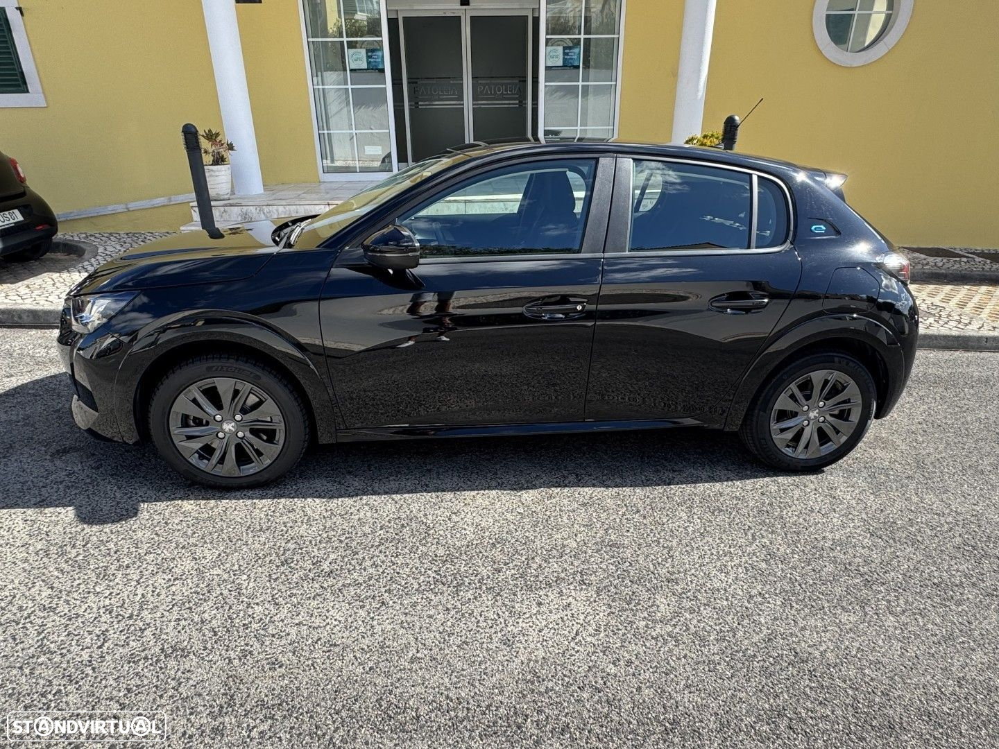 Peugeot e-208 50 kWh Allure - 5