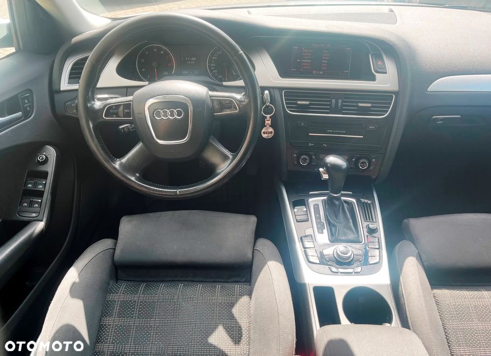 Audi A4 Avant 2.0 TFSI quattro S tronic Ambiente - 9