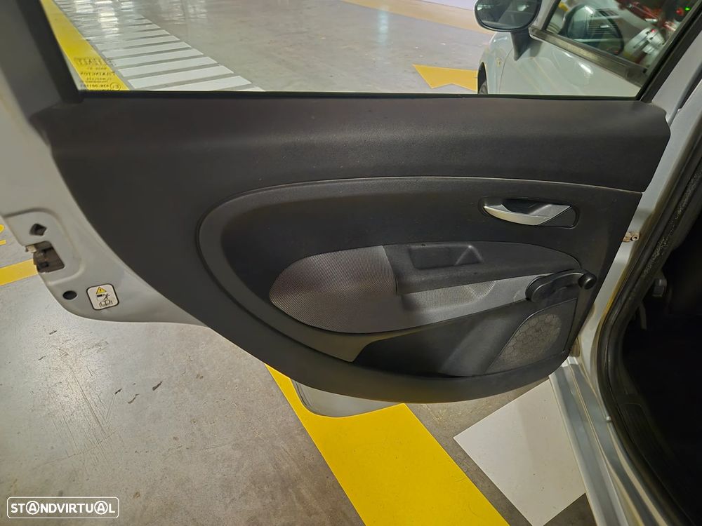 Fiat Grande Punto 1.2 Active - 33
