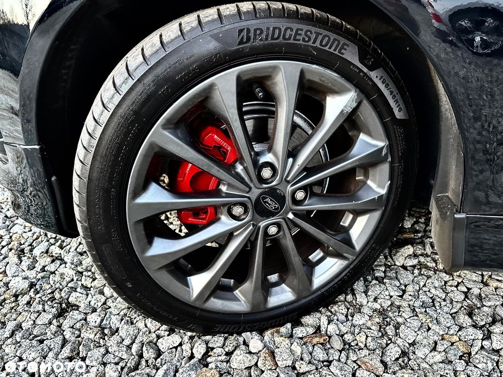 Ford Fiesta 1.0 EcoBoost S&S ST-LINE - 37