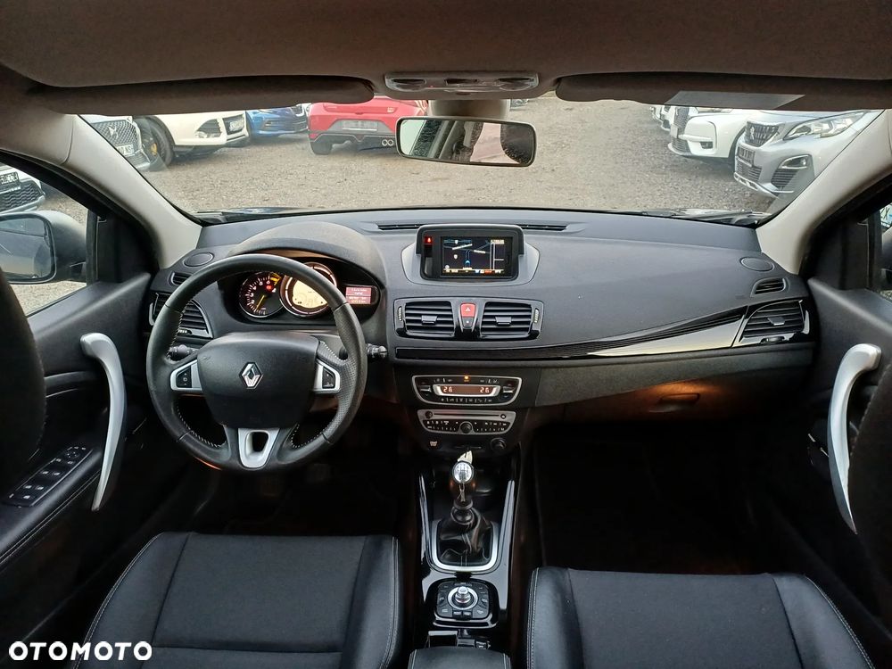 Renault Megane Grandtour TCe 130 BOSE Edition - 25