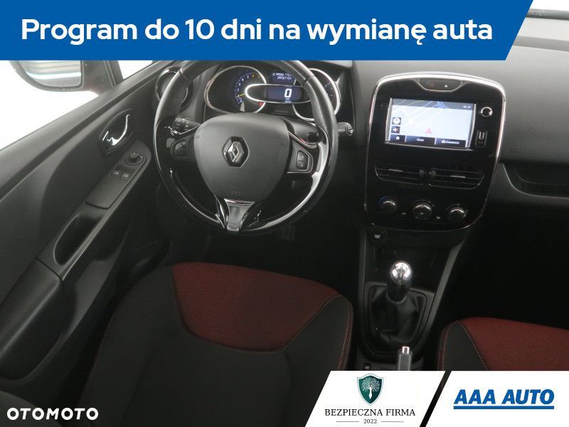 Renault Clio - 9