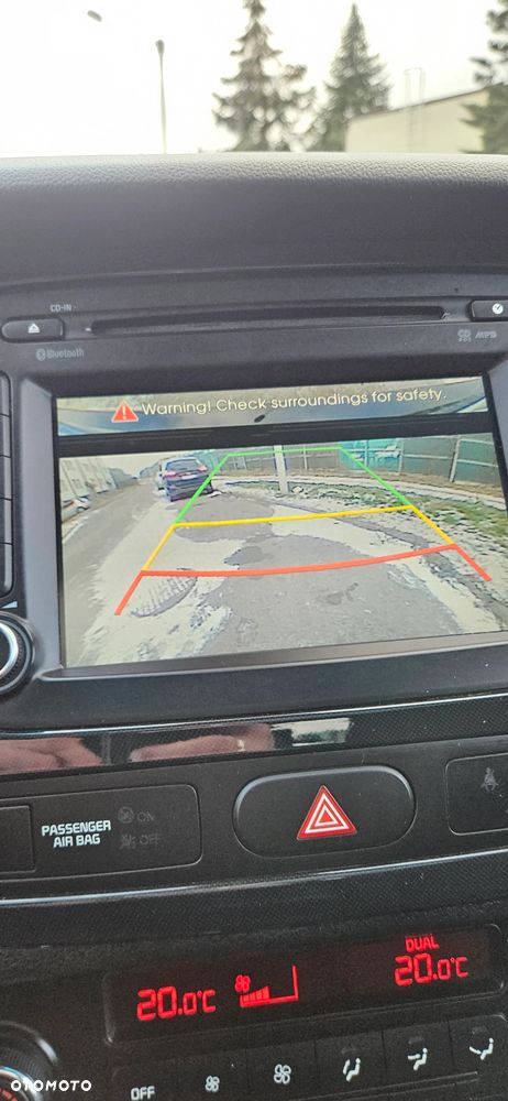 Kia Carens 1.7 CRDi 136 Dream Team Edition - 13