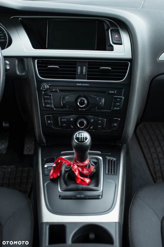 Audi A4 Allroad - 13