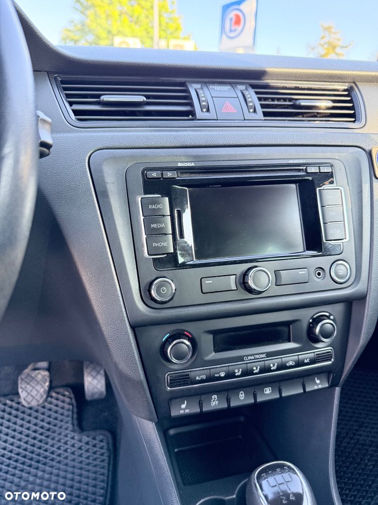 Skoda RAPID 1.6 TDI DPF Elegance - 8