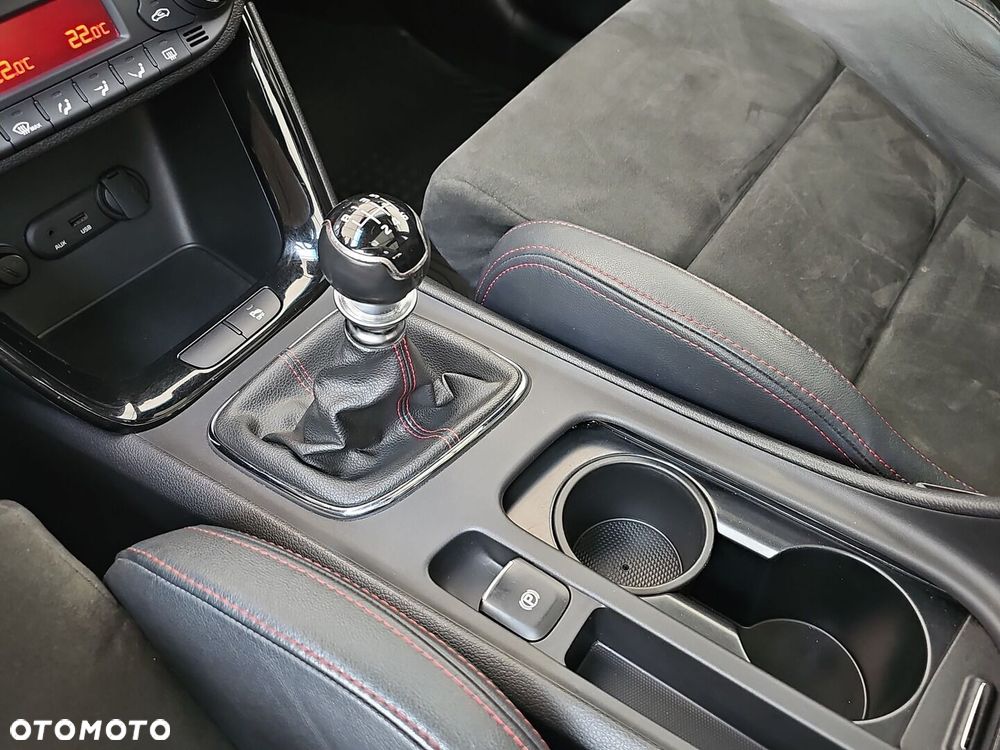 Kia Ceed - 15