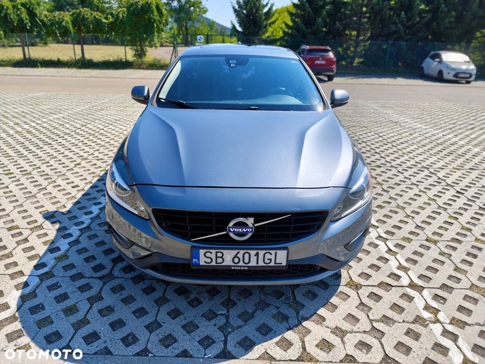 Volvo S60 T5 Drive-E Dynamic Edition (Momentum) - 3