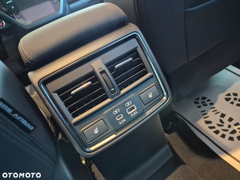 Subaru Forester 2.0i-L Platinum (EyeSight) Lineartronic - 12