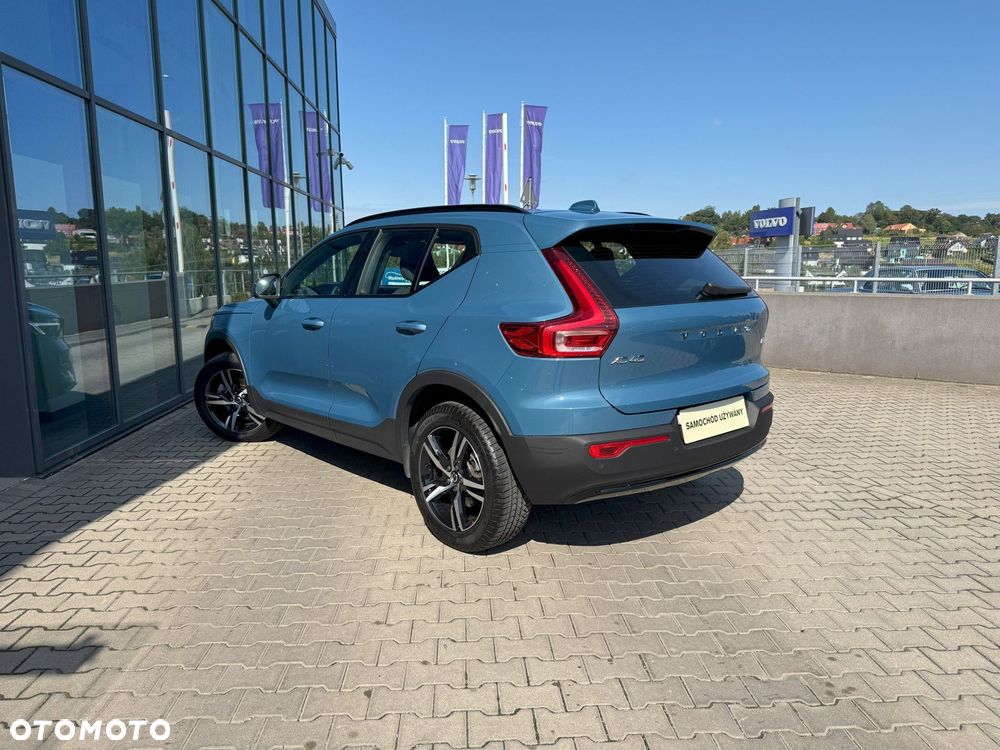 Volvo XC 40 - 4