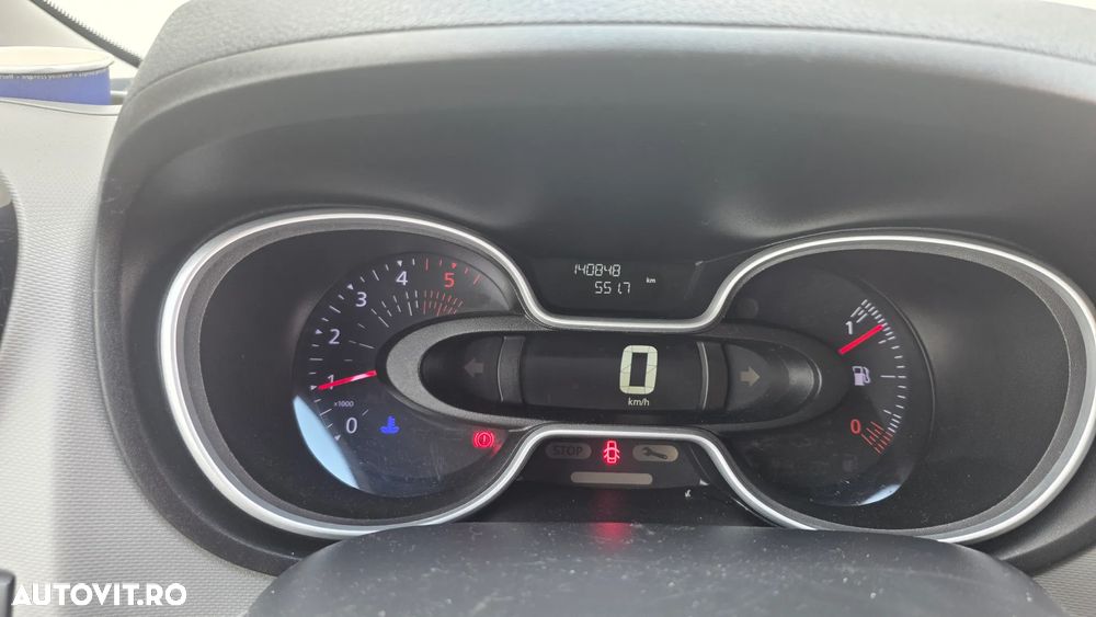 Renault Trafic - 17