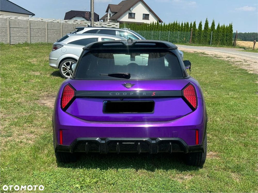 MINI Cooper S John Works Trim - 4