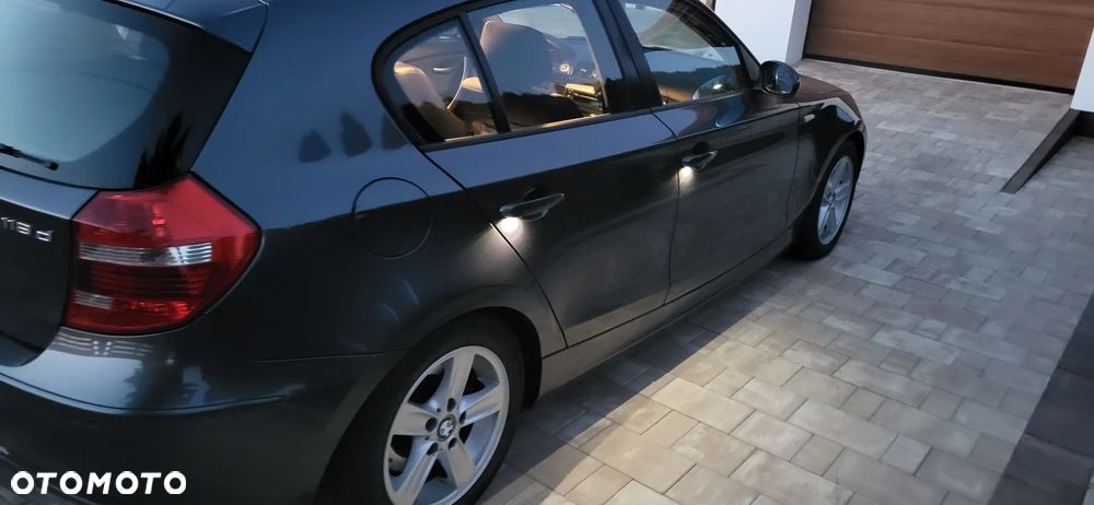BMW Seria 1 118d DPF - 15