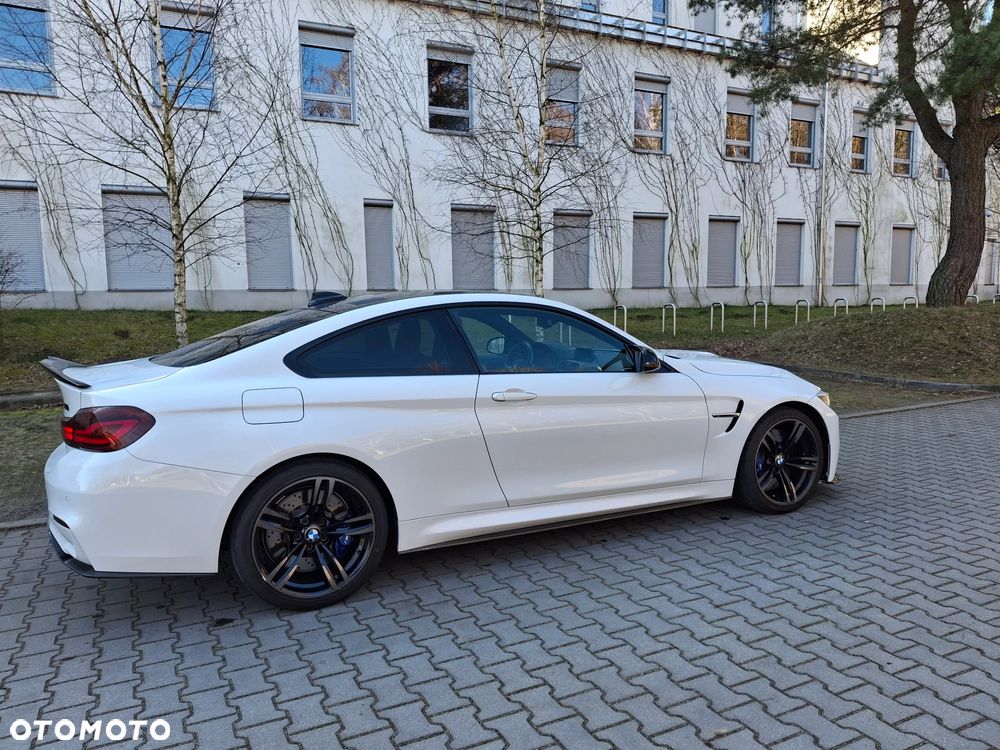 BMW M4 - 6