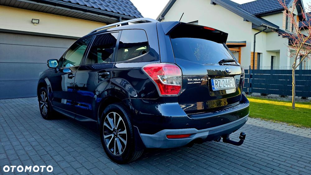 Subaru Forester 2.0XT Platinum Lineartronic - 7