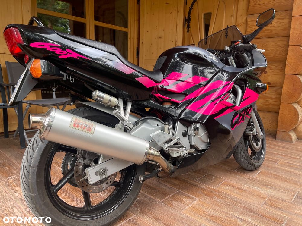 Honda CBR - 3