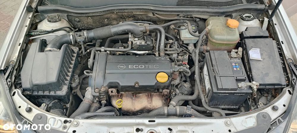 Opel Astra 1.4 Edition Plus - 21