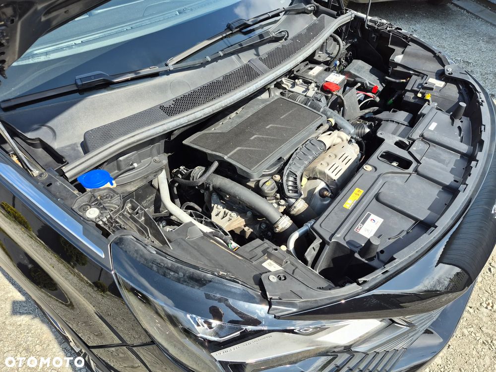 Peugeot 3008 1.2 PureTech Allure S&S EAT8 - 34