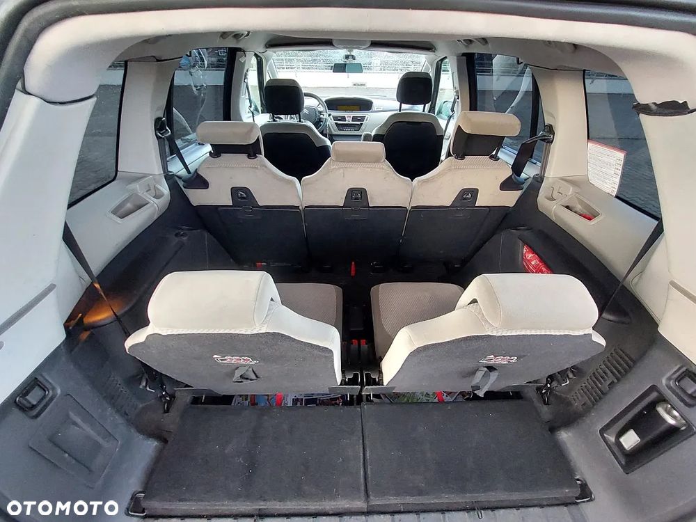 Citroën C4 Picasso 2.0 HDi Equilibre Exclusive MCP - 19