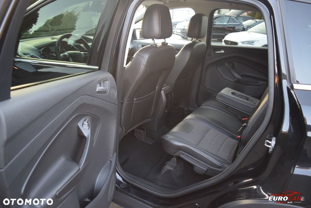 Ford Kuga 2.0 TDCi 2x4 Titanium - 17