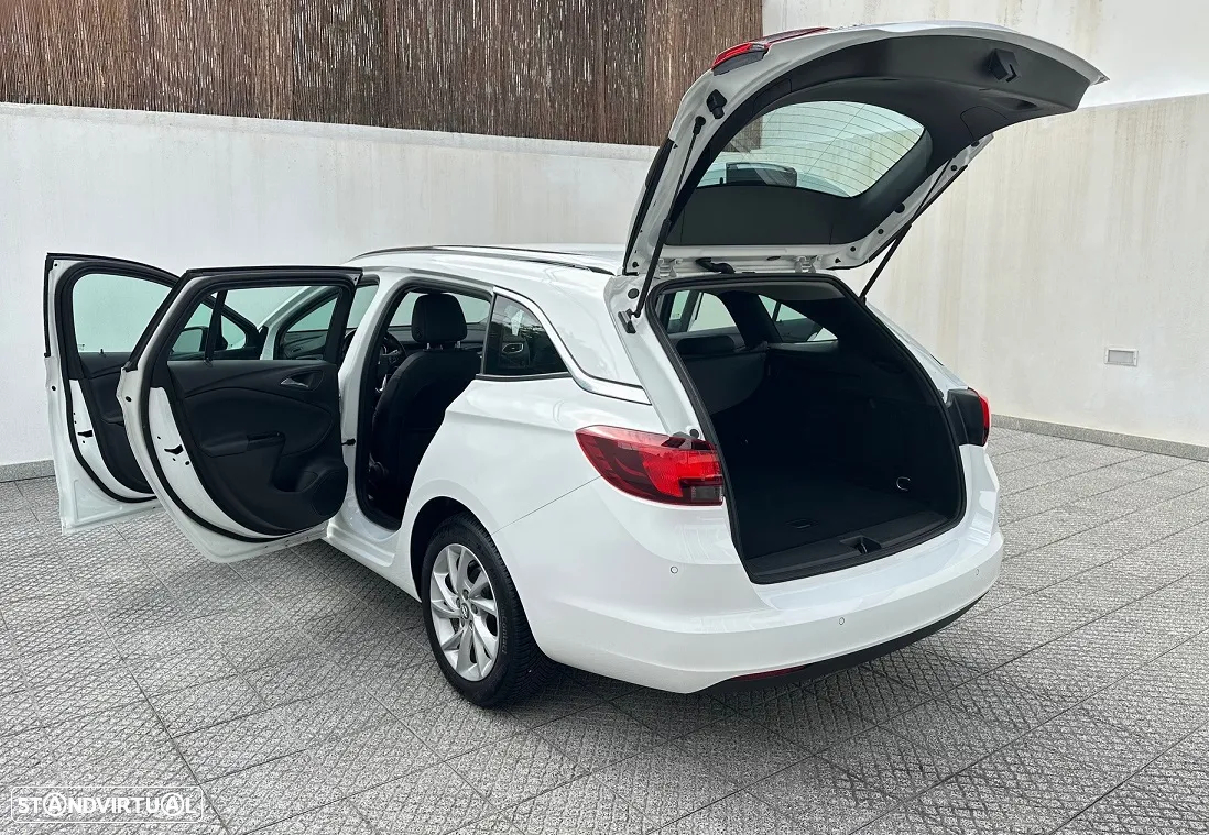 Opel Astra Sports Tourer 1.5 D S&S Auto Elegance - 13