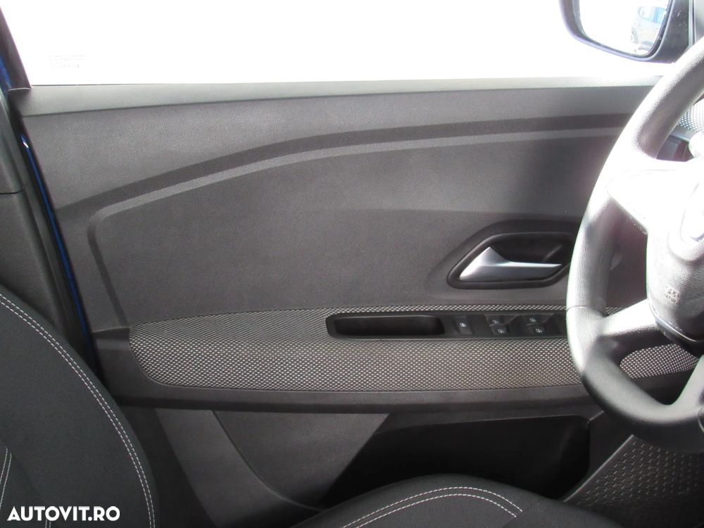 Dacia Logan - 25