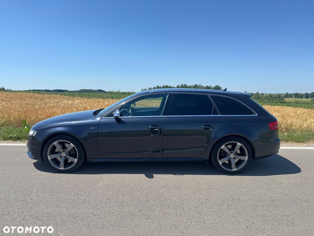 Audi S4 Avant S tronic - 2