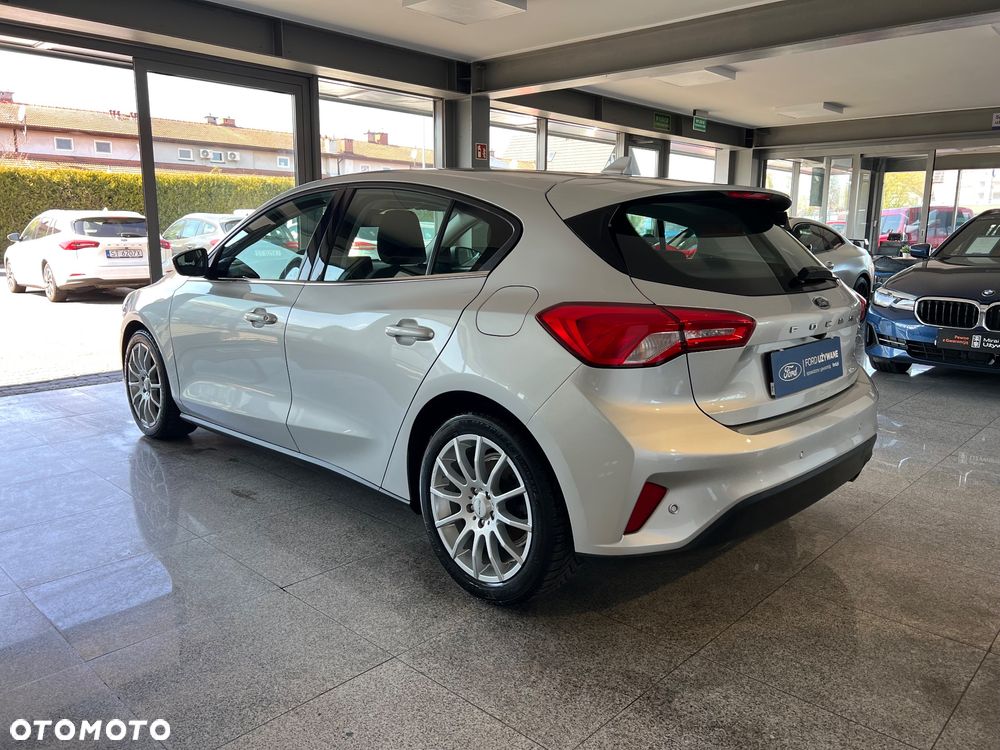 Ford Focus 1.0 EcoBoost mHEV Titanium - 11