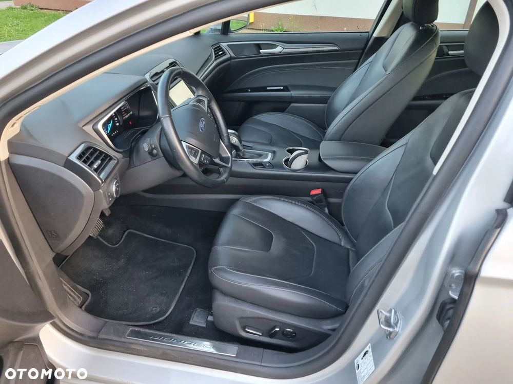 Ford Mondeo 2021