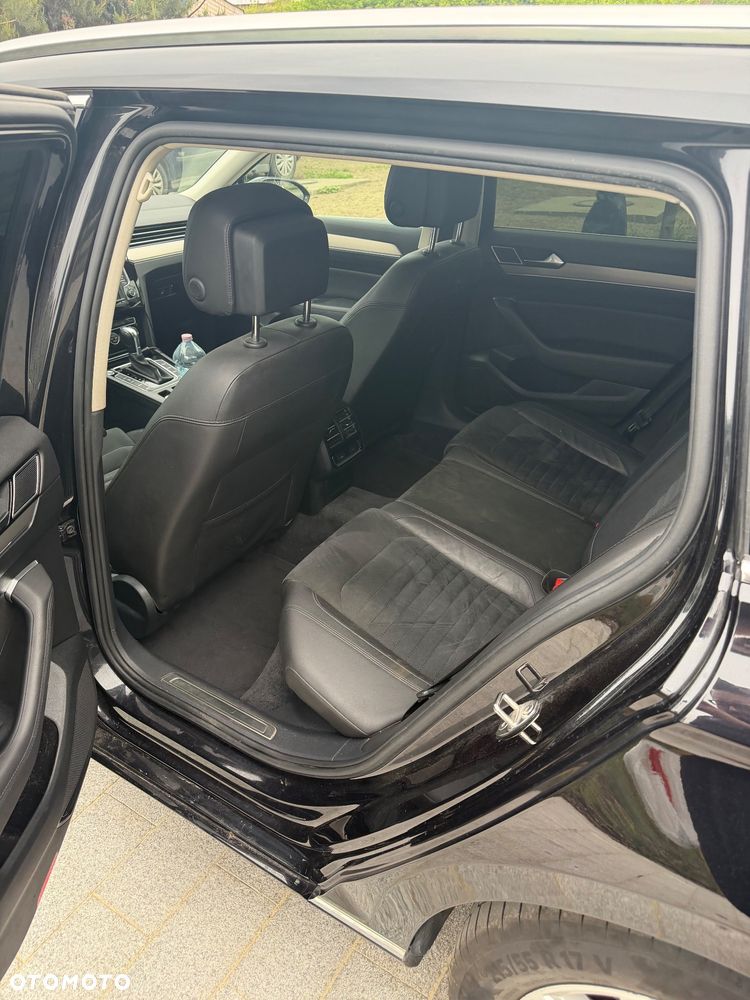 Volkswagen Passat 2.0 TDI SCR DSG - 11