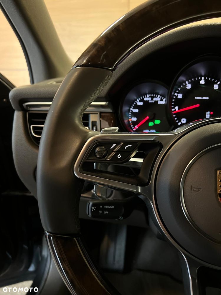 Porsche Macan - 14