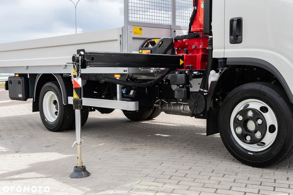 Isuzu Truck M30 3.0 skrzynia i żuraw HDS FASSI - 16