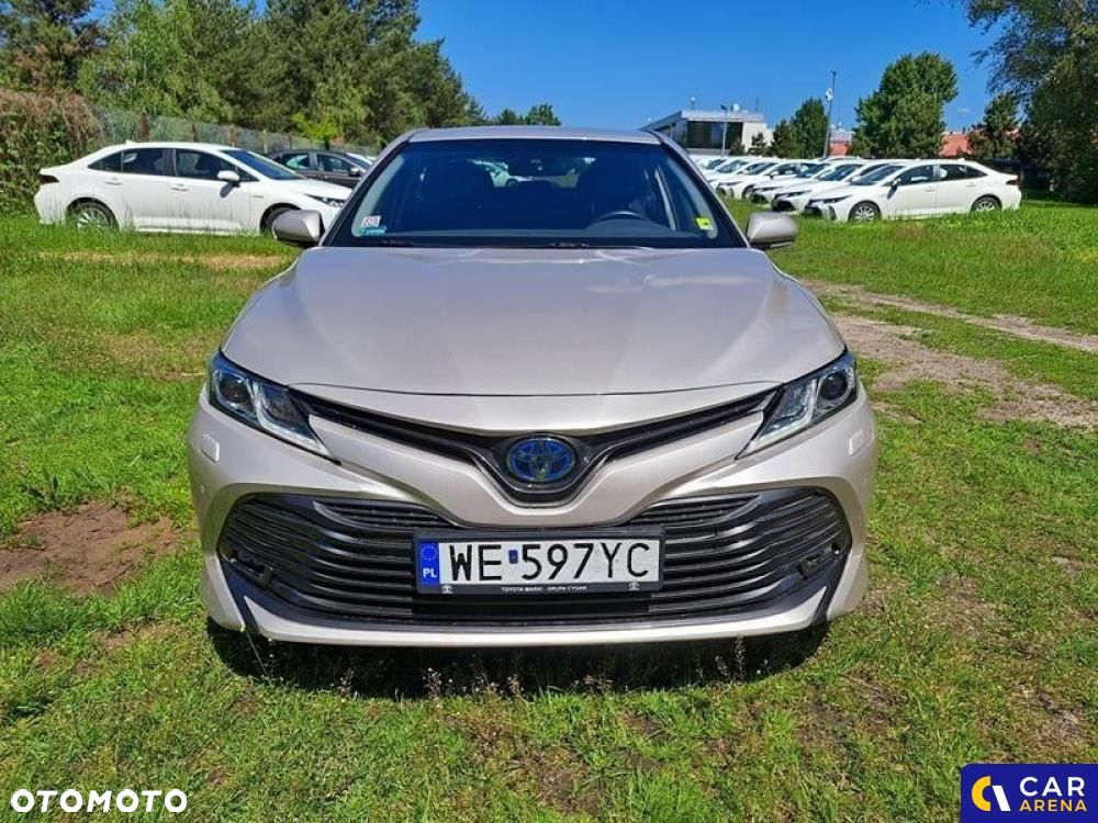 Toyota Camry - 7