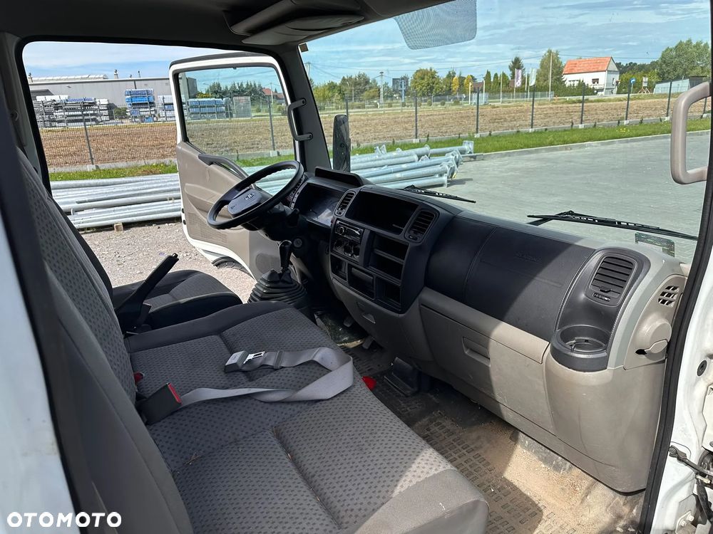 Nissan Cabstar - 11