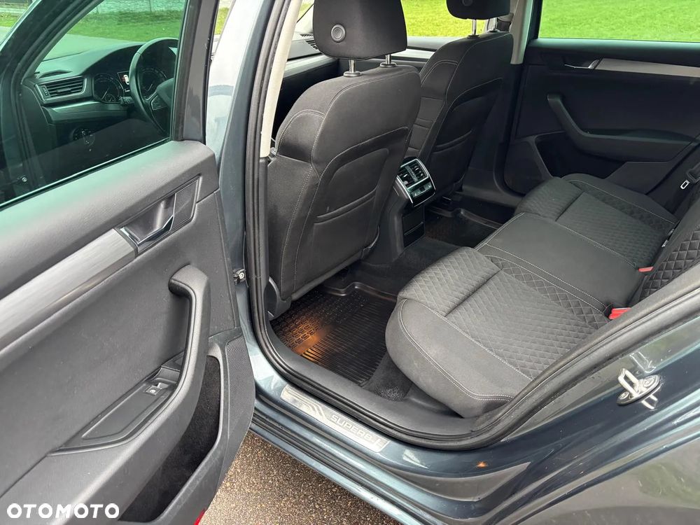 Skoda Superb 2.0 TDI Style DSG7 - 37