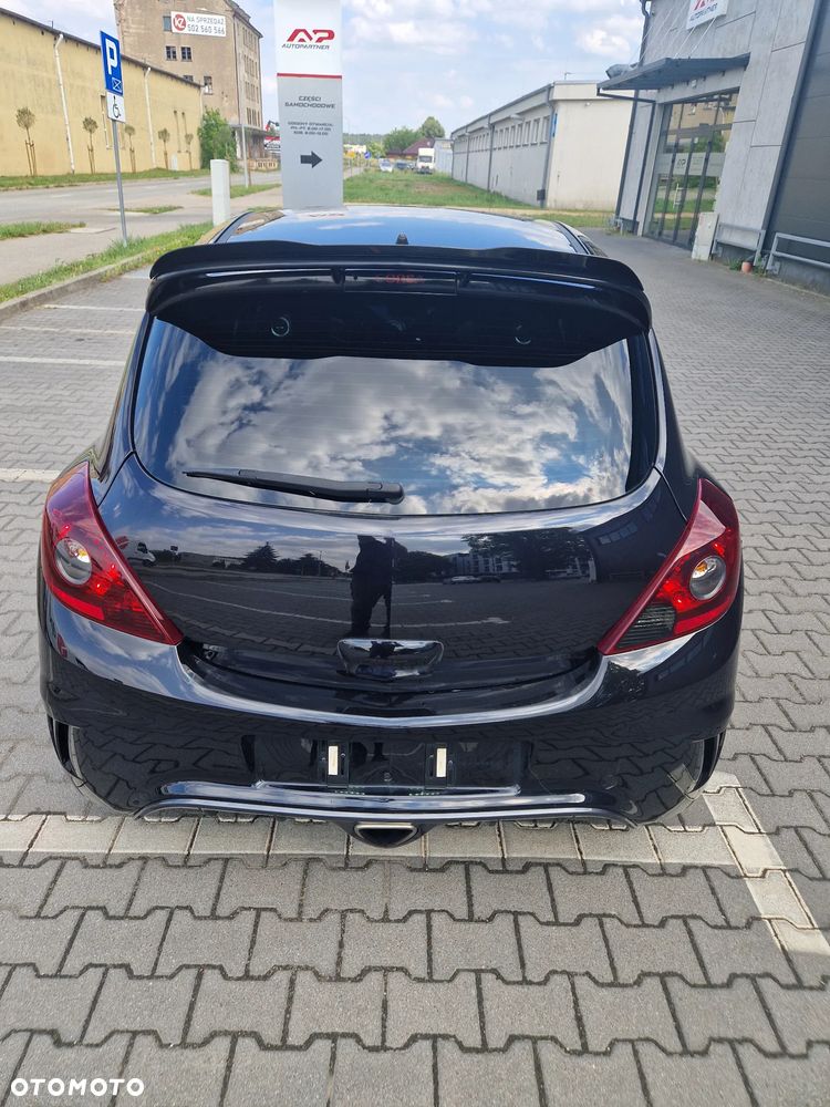 Opel Corsa 1.6 Turbo OPC - 14