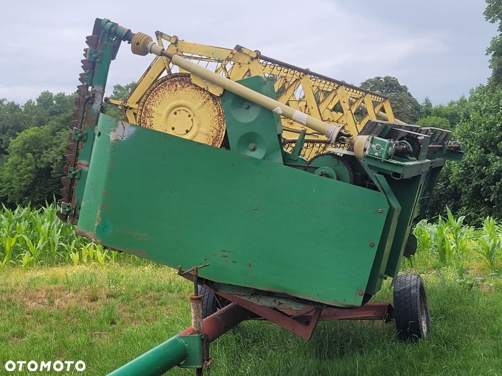 John Deere 1085 - 6