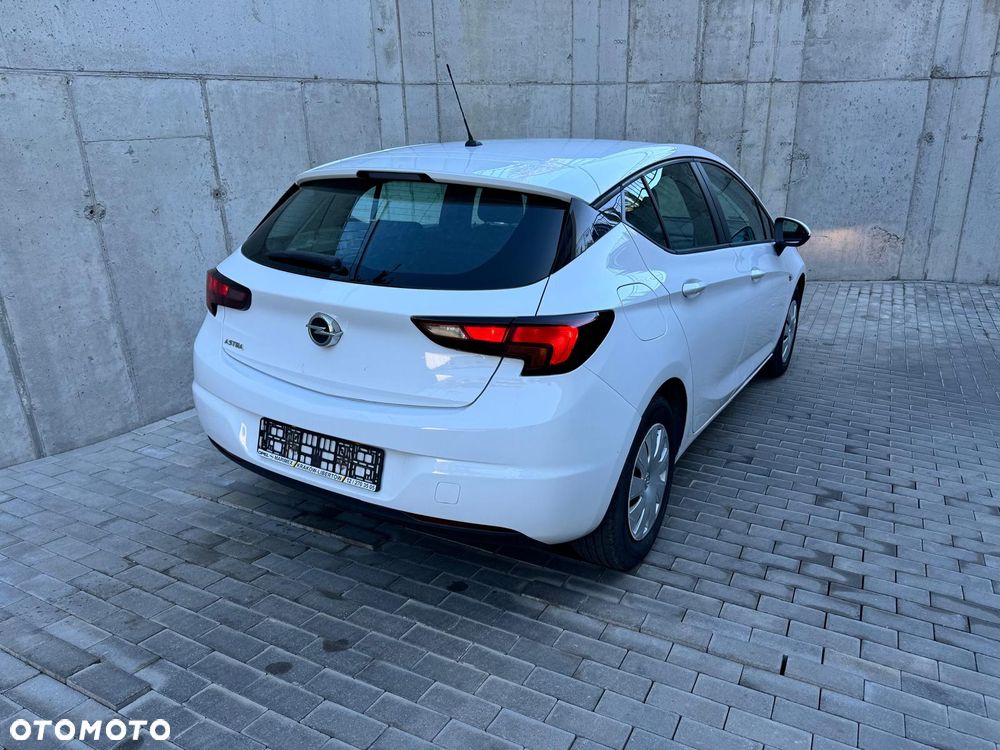 Opel Astra - 10