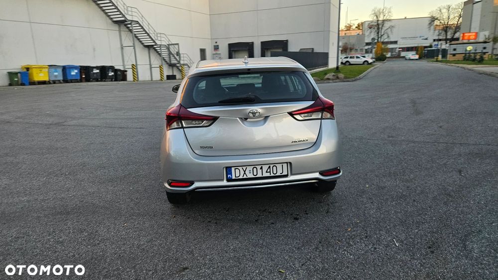Toyota Auris 1.6 Comfort - 19